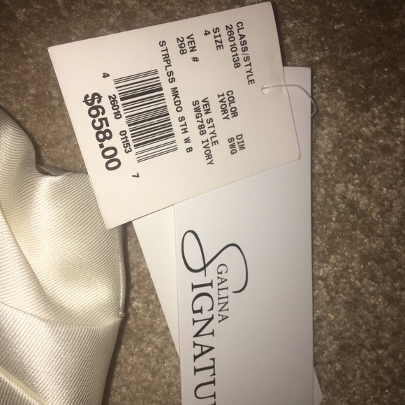 COPY - David’s Bridal  Wedding Dress *Jamaica  Wedding *  Dry cleaned. Ivory RE… - Picture 2 of 7